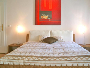 Отель Sonnberg Apartments  Вена
